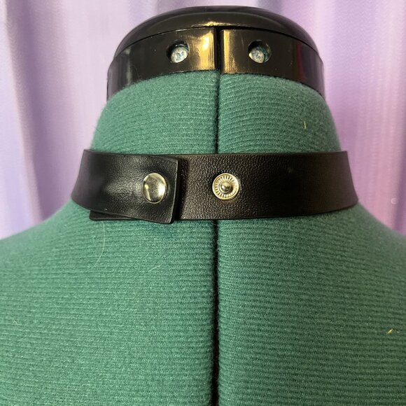 Gothic Crescent Moon Adjustable Size Choker - Picture 3 of 5